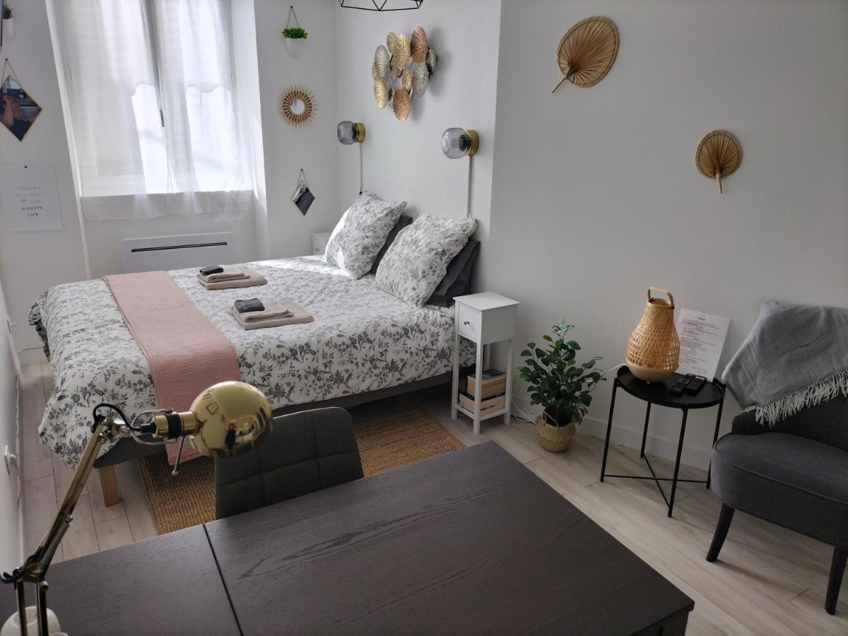 Apartamento Orleans Hypercentre Articles Fitness Et Bebe Exterior foto